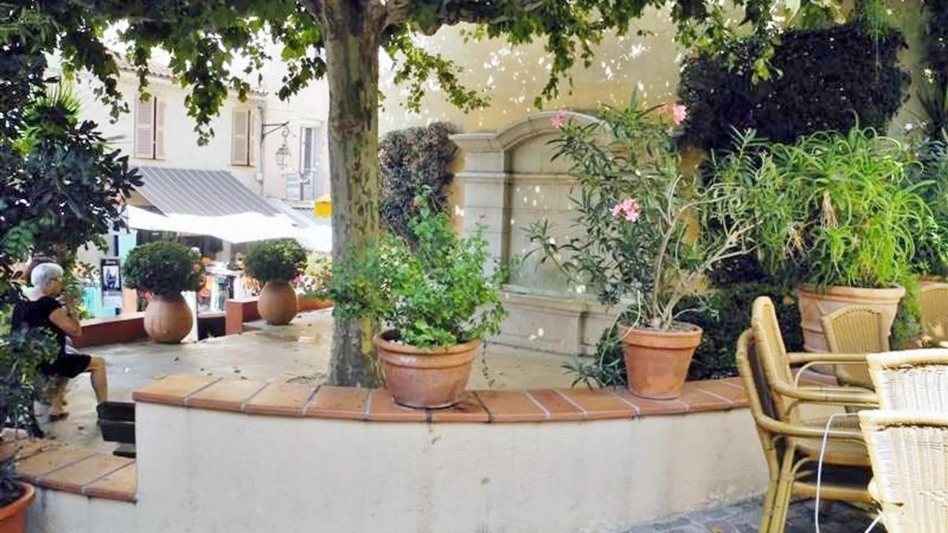 Apartment Appartement Moderne Avec Jardin Et Grande Terrasse, Proche Plage Et Commerces - Le Lavandou - Fr-1-251-835